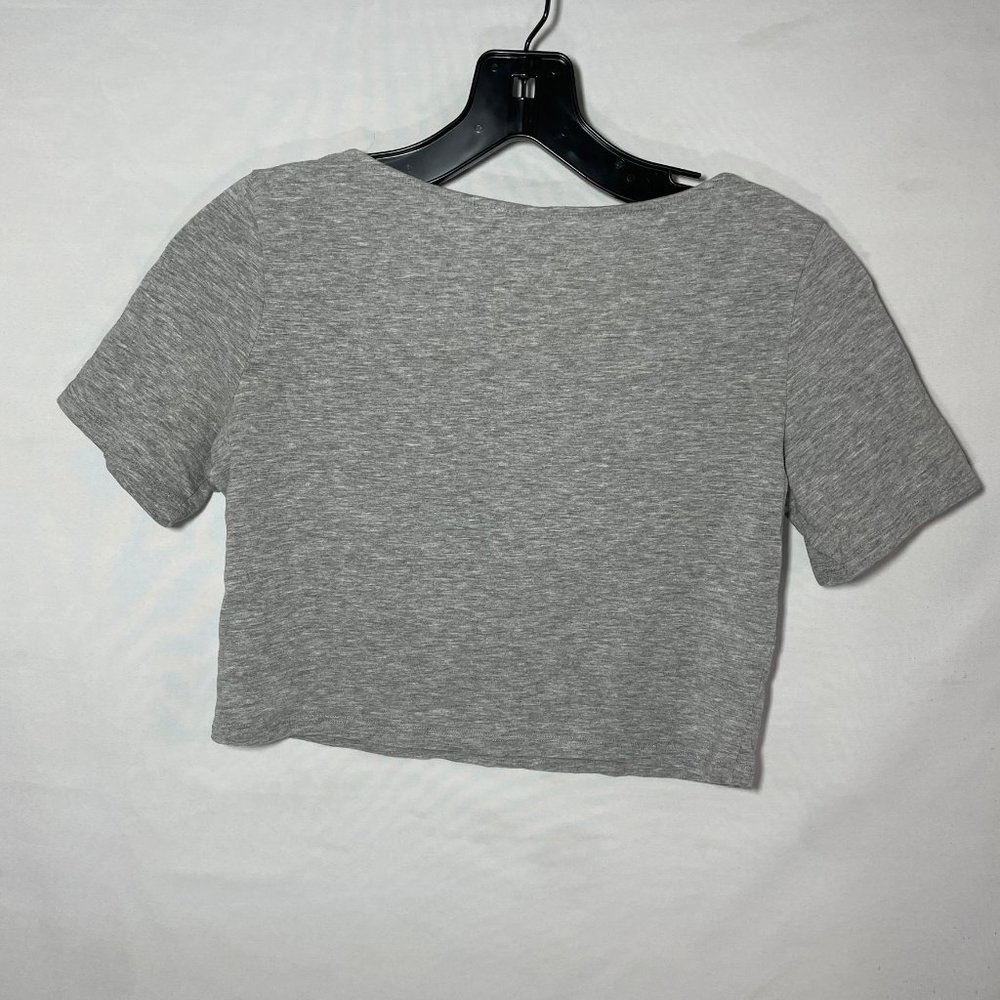 H&M Divided Crop Top - Picture 2 of 2